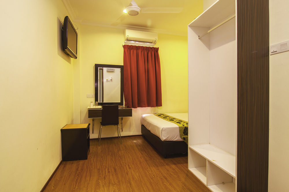 Oyo 327 Buddys Hotel Kuala Lumpur Exterior foto