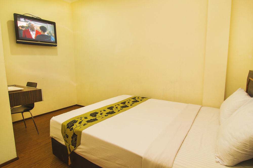Oyo 327 Buddys Hotel Kuala Lumpur Exterior foto